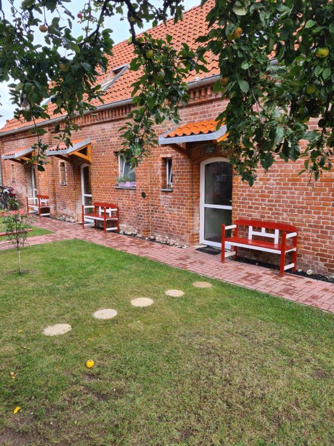 Remise Kairies Appartement Wustrow  Buitenkant foto